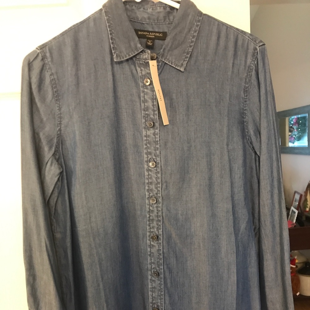 Banana Republic denim shirt-size S